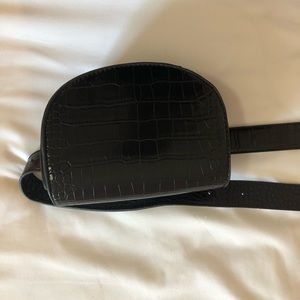 Black belt purse